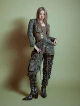 ADP LOOK AT ME concept photo Bailey 1
