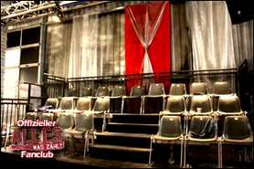 Tanzfabrik zuschauertribuehne.png (109 KB) Die Zuschauertribühne