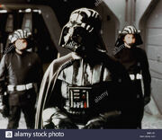 Darth-vader-david-prowse-star-wars-the-empire-strikes-back-star-wars-BNPJ7K