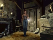 Linterna Aline.jpg (53 kB) Aline usando la linterna