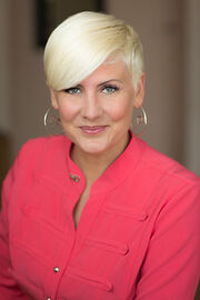 Erin-headshot-web.jpg
