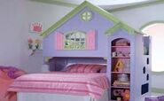 Lilly's Younger sister's room