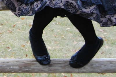 Gothic Lolita in flats