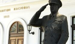 Monumento al Almirante José Toribio Merino, en el Museo Naval de Valparaíso.