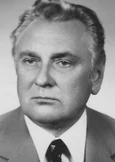 Станислав Ковальчик — вице-президент ПНР, член Политбюро