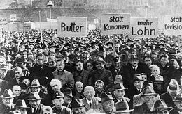 Nachkriegszeit-deutschland-demonstration-gegen-die-wiederbewaffnung-nurnberg-1950