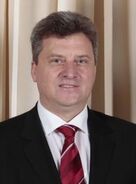 President Gjroge Ivanov (C)