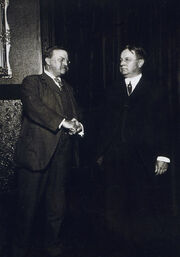 Theodore-roosevelt-and-hiram-johnson-after-nomination-international-images