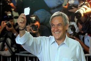 Piñera votando
