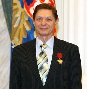 Eduard Khil