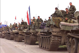 Soldats yougoslaves combattant pour Zagreb