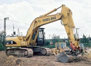 CAT 325 excavator