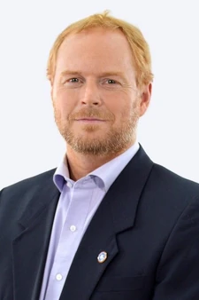 Rojo Edwards (Chile No Socialista)