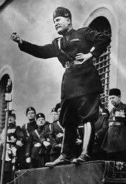 Mussolini3