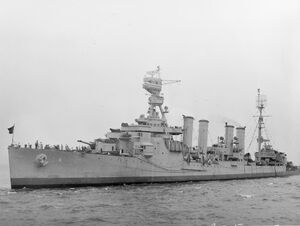 USS Milwaukee (CL-5) off New York City, circa in August 1943 (19-N-51513)