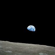 480px-NASA-Apollo8-Dec24-Earthrise