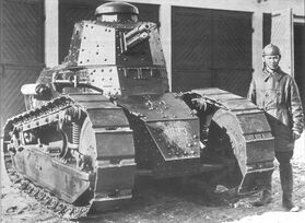 Renault-ft-17-05