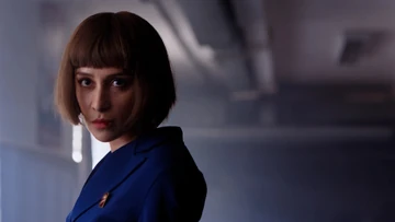 Равшана Куркова в фильме «Неудачник»