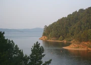 Broken bow lake