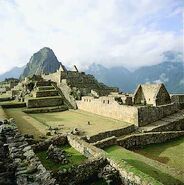 Machu-picchu-plaza-principal-big