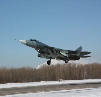 Истребитель пятого поколения Су-57 ВВС России