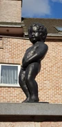 1960px-Westmeerbeek-Manneken Pis (8).jpg (1.28 MB)