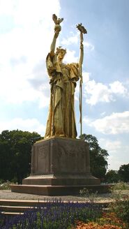 Estatua Alegórica del Imperio Español