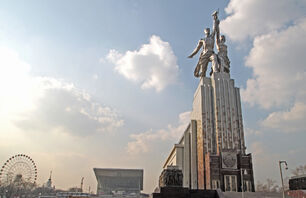 Worker-and-Kolkhoz-Woman-Museum-moscow