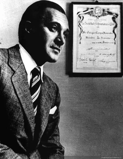 Enrique Campos, el escritor, en 1945.