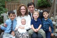 Photo of the late ex-PM Manuel Perez with his wife Margarita Perez and their children in 1990. Children (from left to right): Manuel Jr, Isabella, David Jake, Manolito.