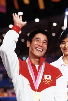 Японский гимнаст Кодзи Гусикэн — трехкратный чемпион Олимпиады-80