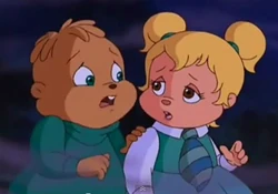 alvin-and-the-chipmunks-theodore-and-eleanor-kiss