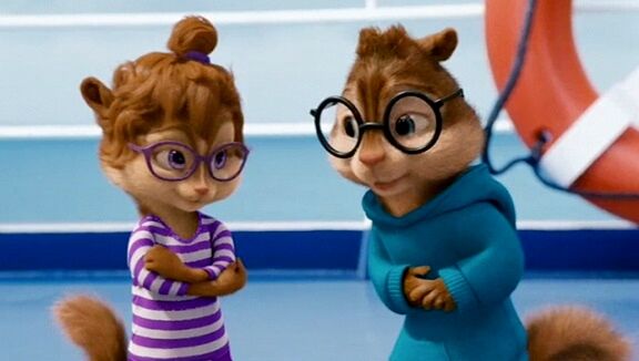 the chipettes jeanette and simon kiss