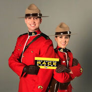 Taylor & Courtney's alternate promotional photo for The Amazing Race Canada: Heroes Edition.