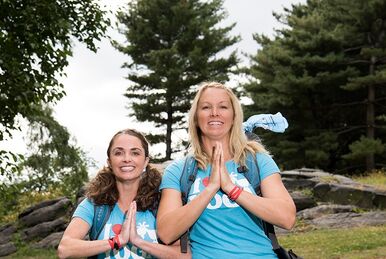 Caitlin & Brittany, The Amazing Race Wiki