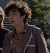 Ring Hendricks-Tellefsen as Physics Nerd