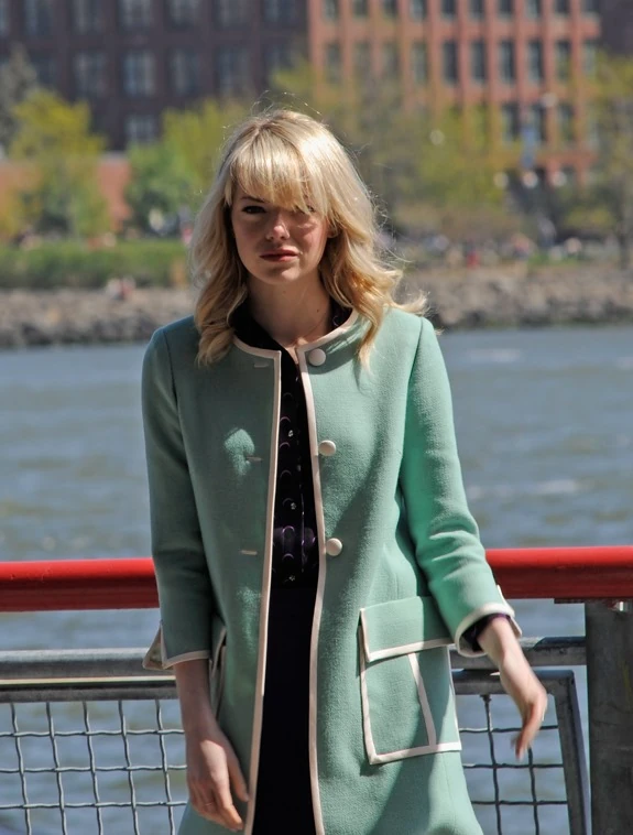 gwen stacy lab outfit