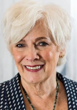 Betty Buckley