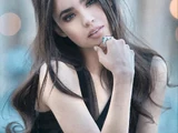 Sofia Carson