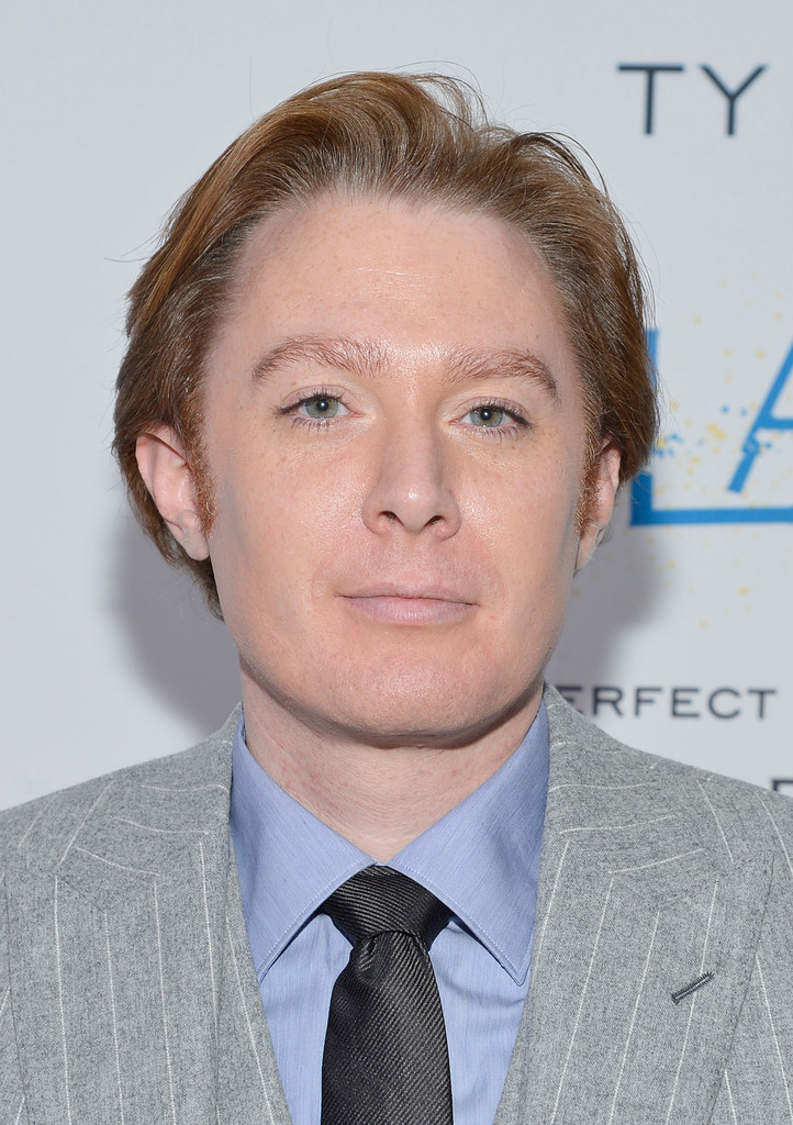 Where does clay aiken live