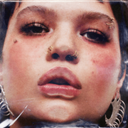 Lola Young Messy