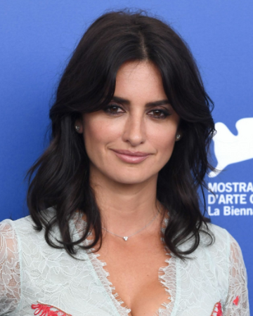 Penelope Cruz American Crime Story Wiki Fandom Signed by an agent at the age of 15. cruz american crime story wiki fandom