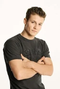 Will Estes8.jpg (58 KB)