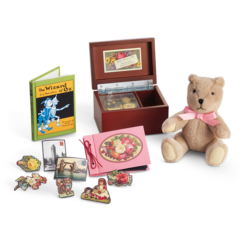 Samantha's Bedtime Accessories, American Girl Wiki