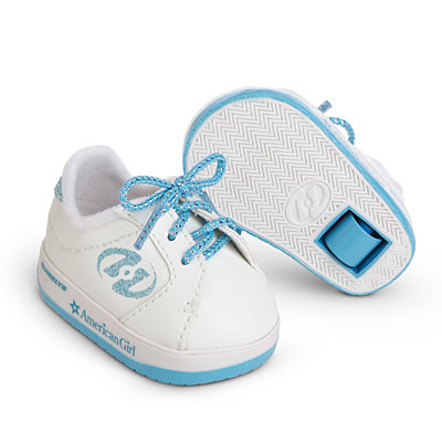 Girls blue store heelys