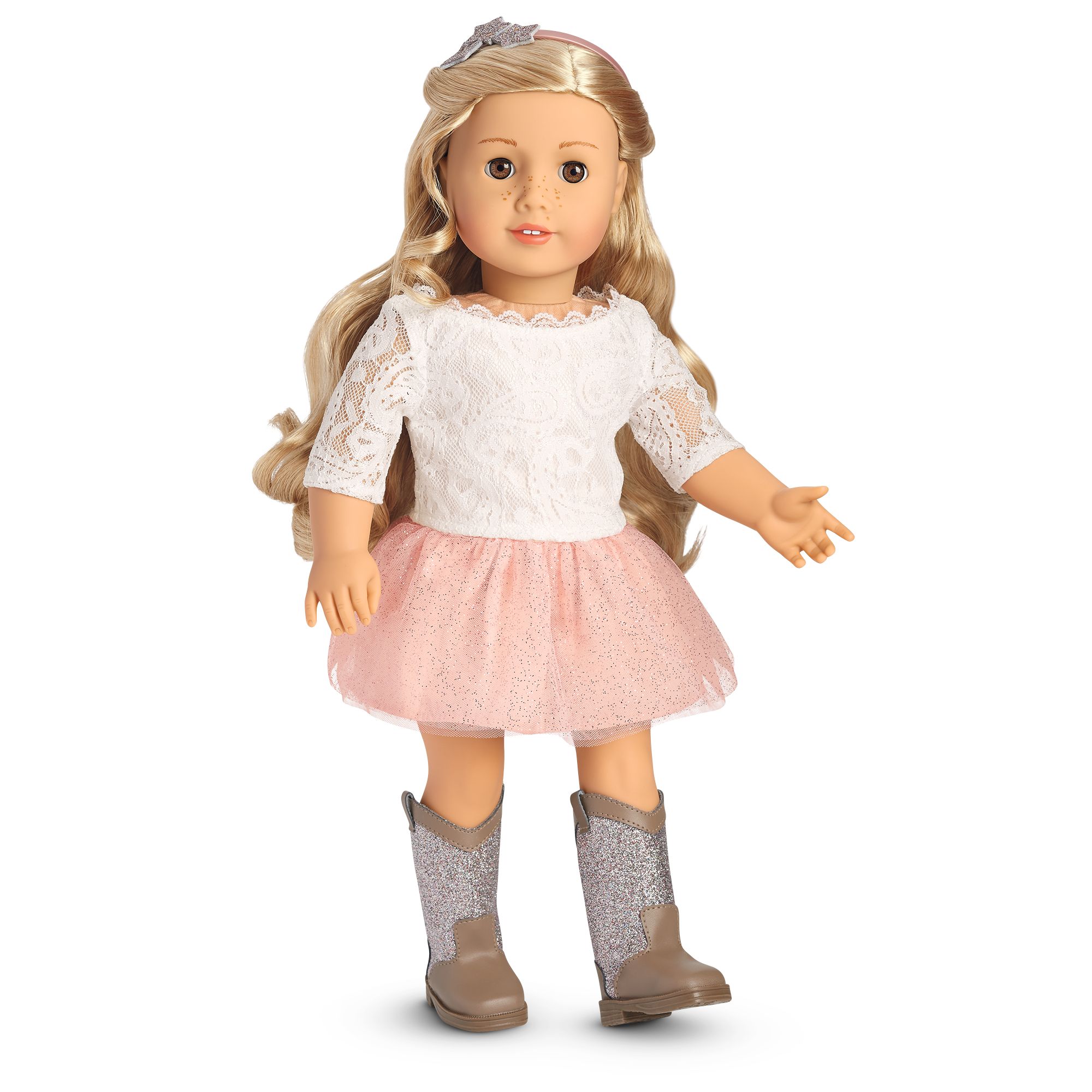 Tenney's Spotlight Outfit | American 
