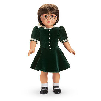 molly mcintire outfits