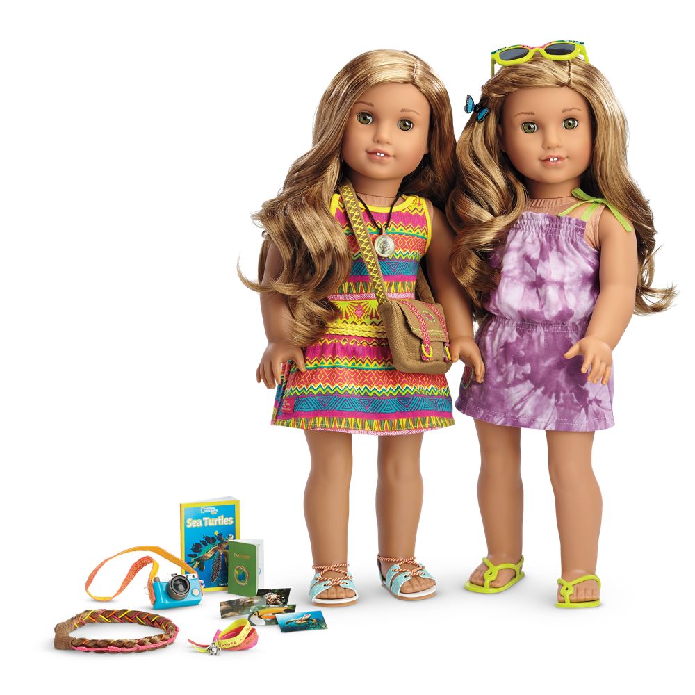 American Girl Lea's Beach Dress Set Outfit Sandals Sunglasses Butterfly Clip Lea 