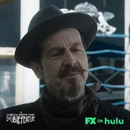 DF-Promo-10x03-Holden.jpg (167 KB)