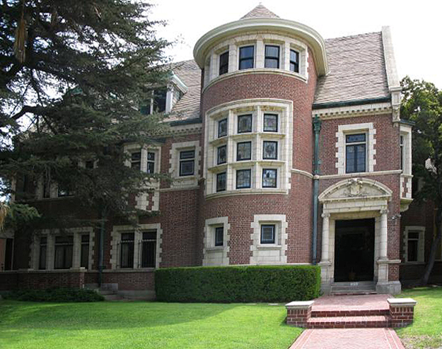 Murder House (location), American Horror Story Wiki